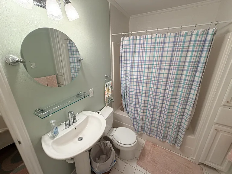 2601 Oxford Ave — Photo 28