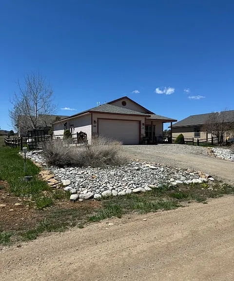 54 Paradise Dr — Photo 10