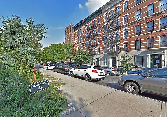 Rented by LG Fairmont Group | media 23