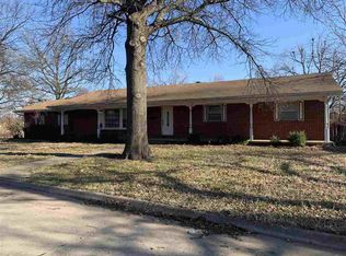 1301 Gannon Ave, Enid, OK 73703