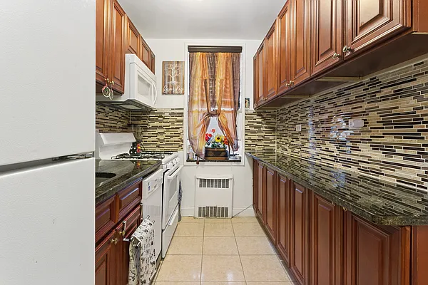 Sold by Douglas Elliman | media 13