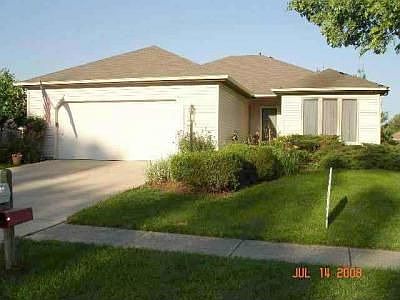 1st image of 2311 Parkdale Dr