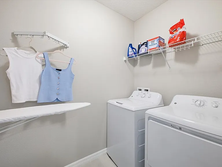 8607 Canyon Creek Trl — Photo 23