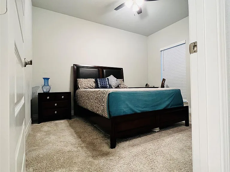 2102 Marian Lee Ln — Photo 13