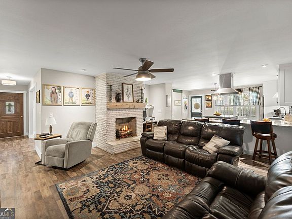 5th image of 612 Habersham Mills Rd