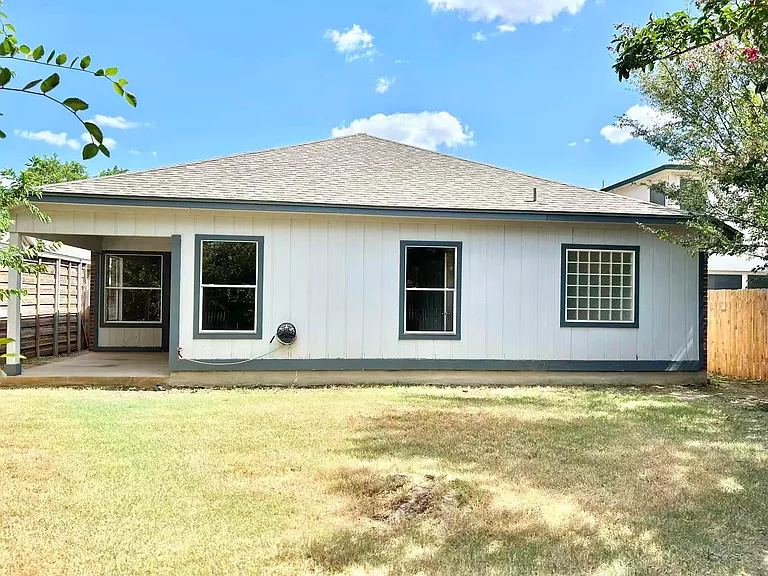 615 Settlement St — Photo 26