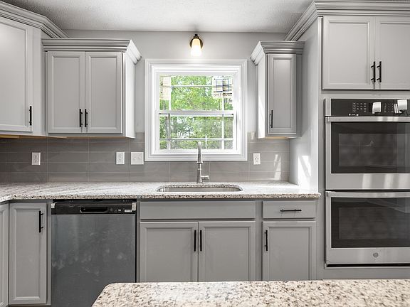5th image of 974 Alton Dr Lot 39
