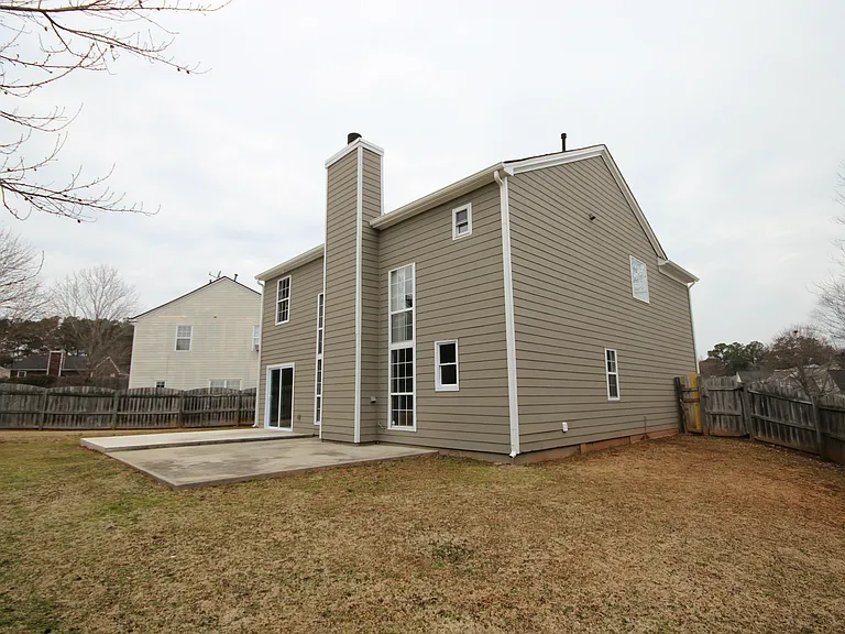 401 Bottesford Dr NW — Photo 36