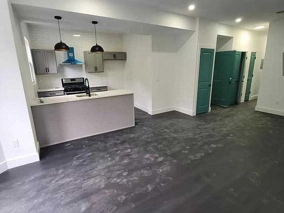 4th image of 101 4th Ave Floor 2