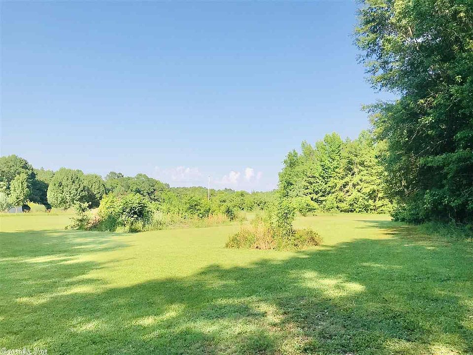 1st image of 223 Cindy Ln