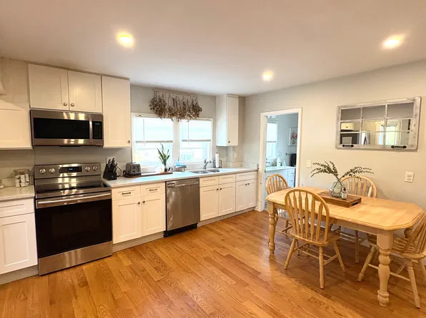 55 Birch St Floor 1, Leominster, MA 01453