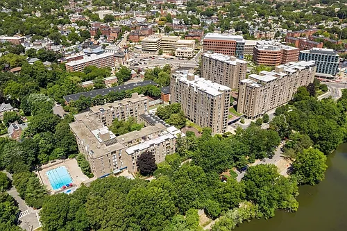 33 Pond Ave Photo 1