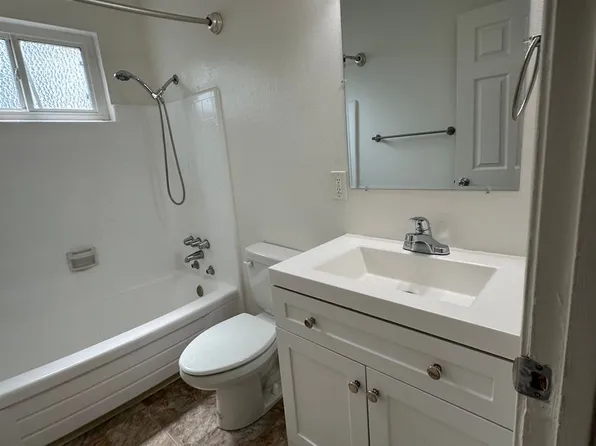 Del Paso Manor, 2920-2926 Del Paso Blvd #1, Sacramento, CA 95815