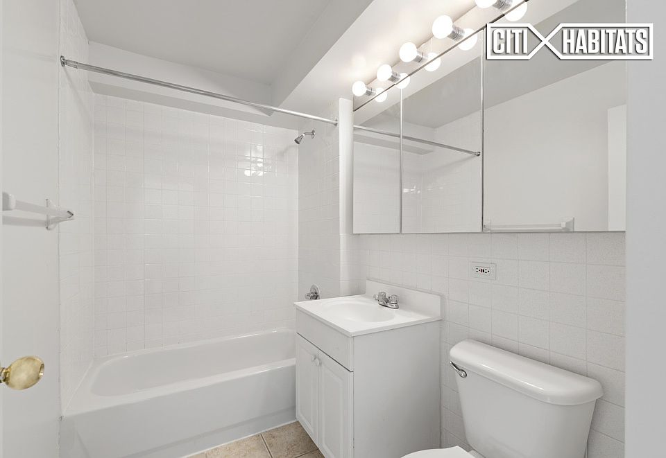 2nd image of 1456 31st Dr APT 5E