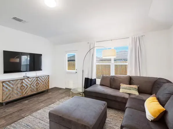 3609 Batson Dr, Austin, TX 78725