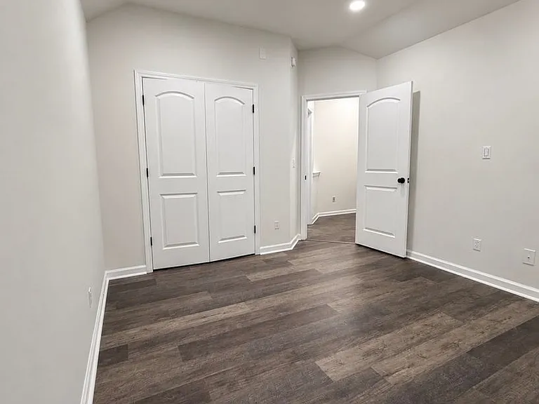 705 Evanwood Dr — Photo 48