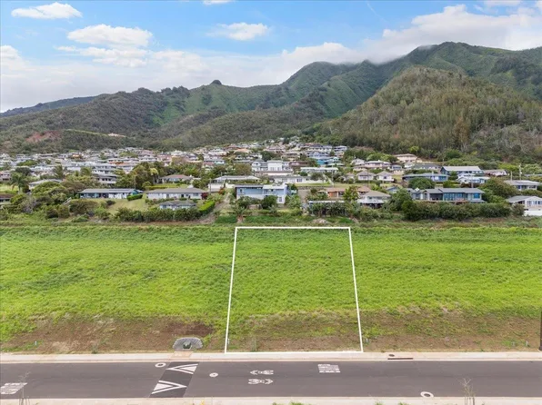 563 Kauna Lipo Dr, Wailuku, HI 96793