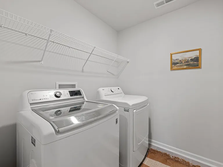 1009 Chiles Dr — Photo 9