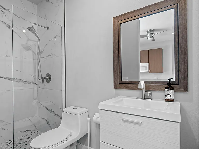 Detached Casita Bathroom