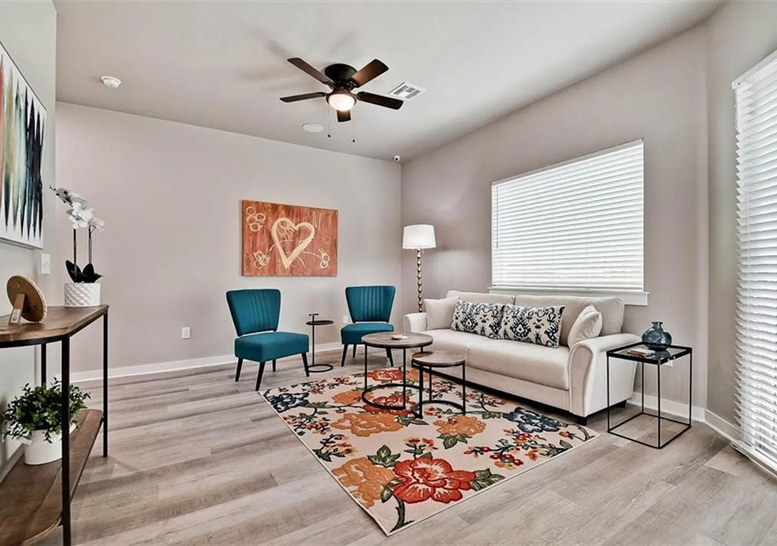 Newly Constructed Townhome! — Photo 4