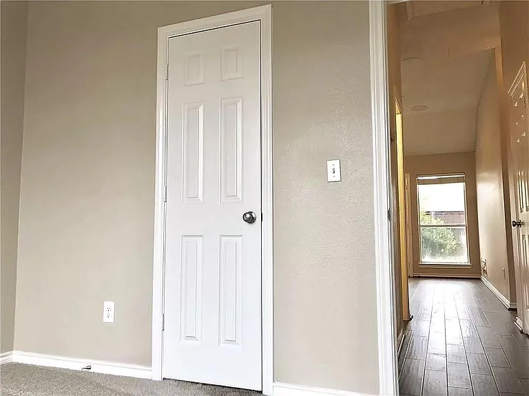 8000 Anchor St — Photo 30