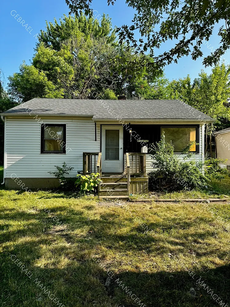 3123 Bennett Ave. NEW — Photo 1