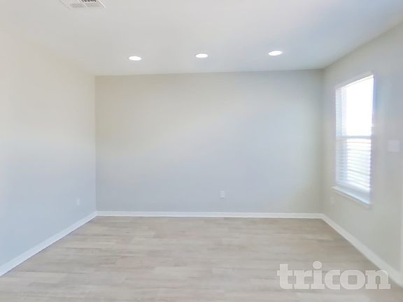 5th image of 214 Gambel Oak Way