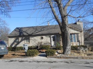 6207 N Harrison St, Kansas City, MO 64118