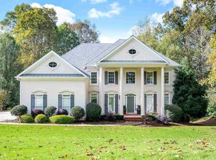 770 Valley Summit Dr, Roswell, GA 30075