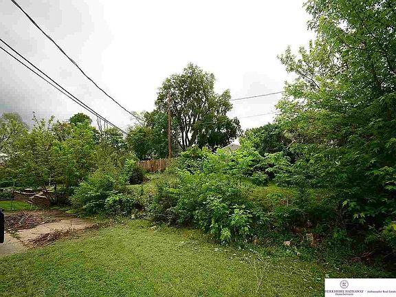 4th image of 6323 N 36th Ave