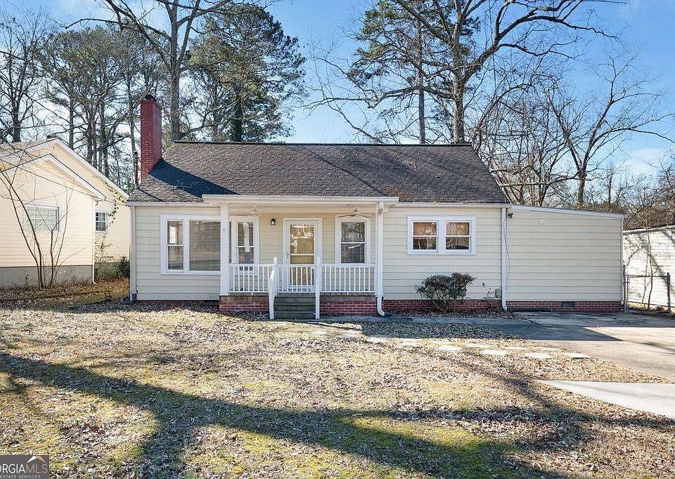 1st image of 611 Briarwood Cir NW