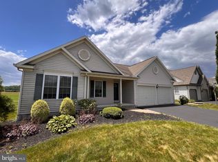 128 Running Creek Dr, Sinking Spring, PA 19608