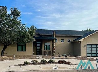 913 Brazos St, Roswell, NM 88201