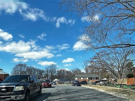 5th image of 3816 Cassandra Rd