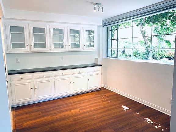 2nd image of 1420 Camden Ave #2