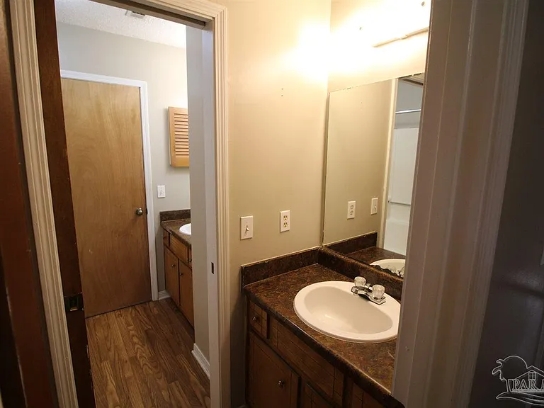 6930 Heather Oaks Dr — Photo 10