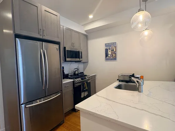 224 7th Street image 1 of 12