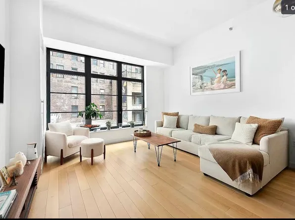 50 West 30th Street image 1 of 8