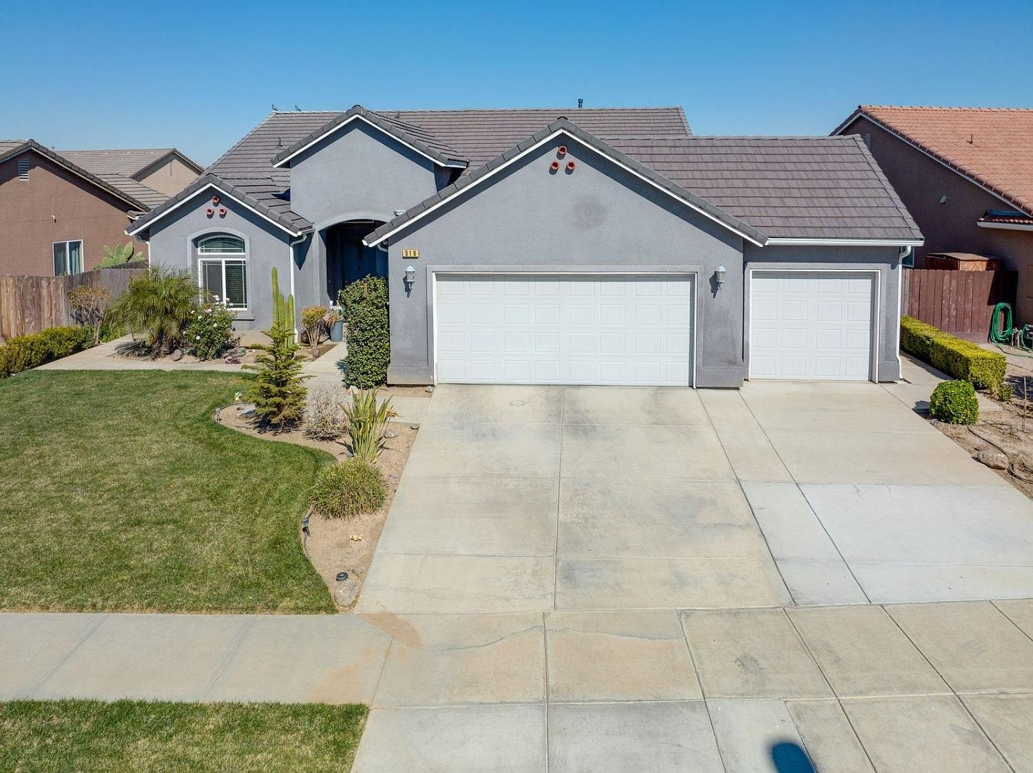 516 Stonehaven Dr, Los Banos, CA 93635 Zillow