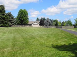 8400 Gittings Rd, Racine, WI 53406