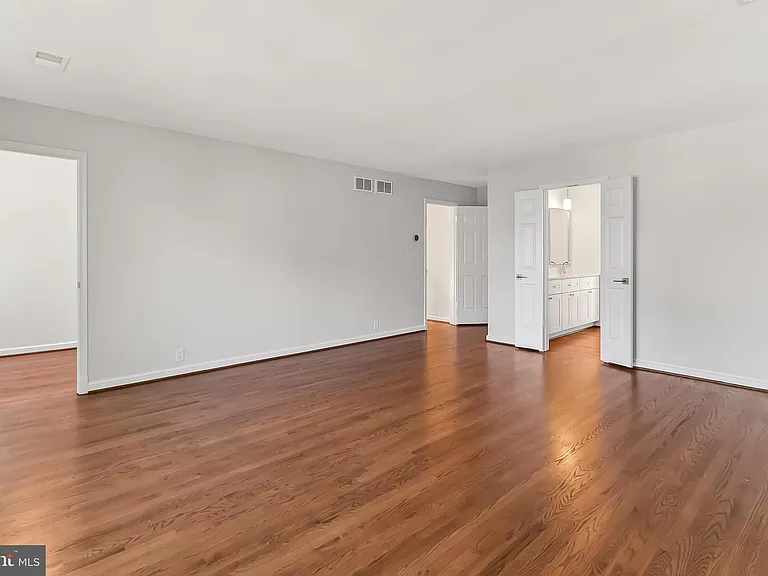 6294 Dunaway Ct — Photo 32