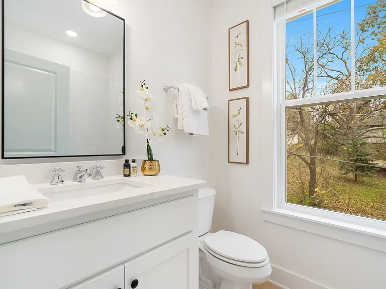 Upstairs Bathroom