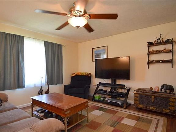 2nd image of 228 Martin Dr