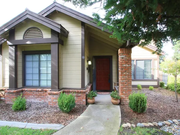2007 Parkhill Dr, Roseville, CA 95661