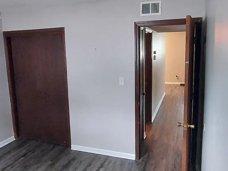 5725 Leavenworth Rd #8 — Photo 25