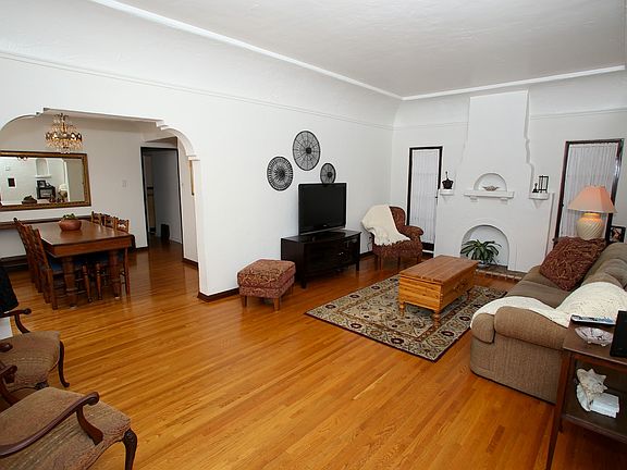 4th image of 154 Saint Joseph Ave