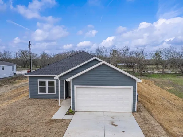 107 Lewald Ln, Quinlan, TX 75474