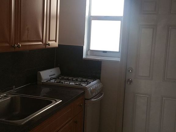 5th image of 1163 Normandy Dr APT 1