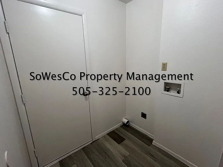 826 N Vine Ave #C — Photo 12