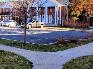 52 Hampton Ct #A, Maywood, NJ 07607